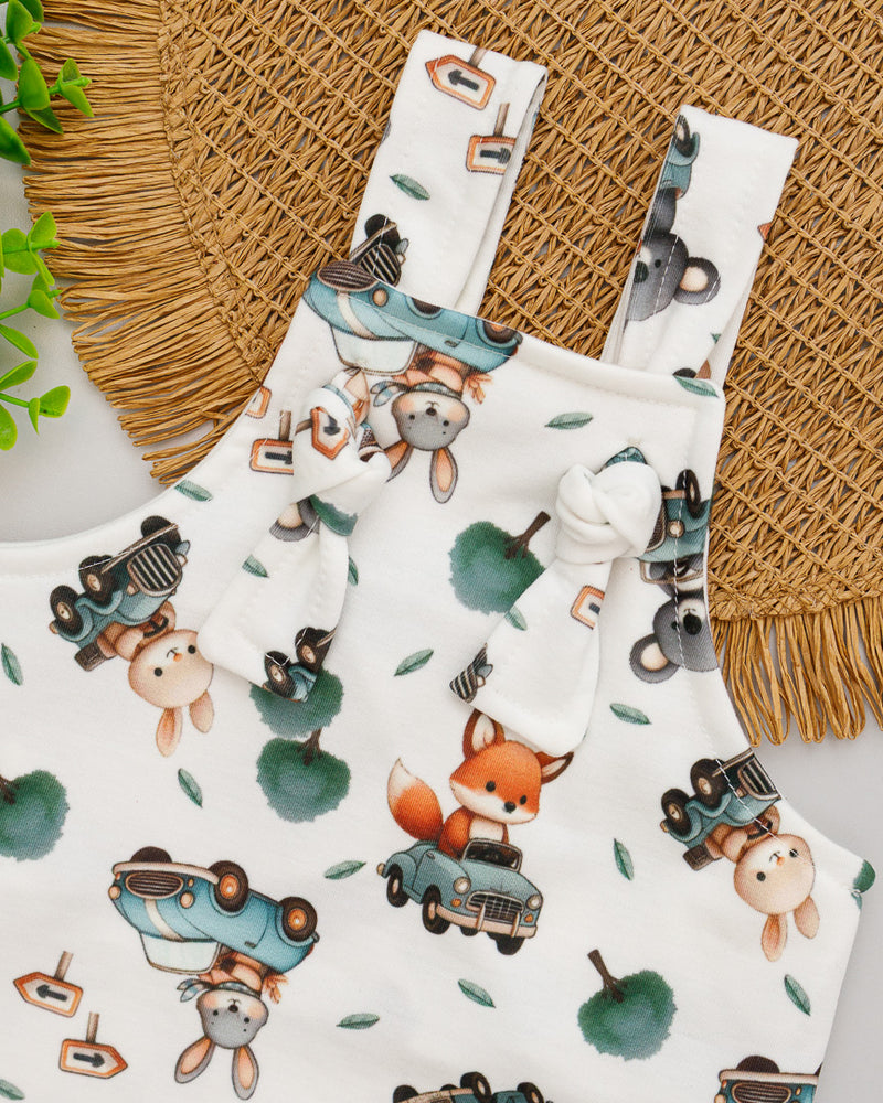 Jardineira Bebê Molecotton Branco Estampado Bichos Carrinho