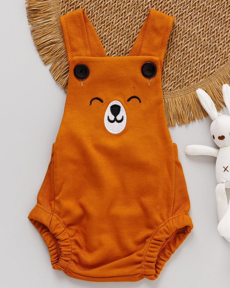 Jardineira Bebê Romper Suedine Caramelo Bordado Urso
