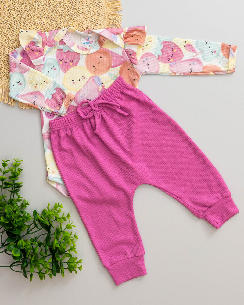 Conjunto Body Babado Estampado Frutinha e Calça Bebê Rosa Canelada