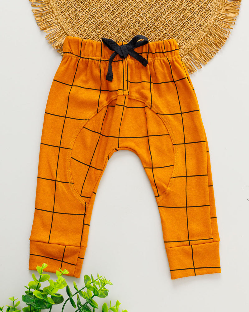 Calça Saruel Suedine Caramelo Estampado Quadriculado