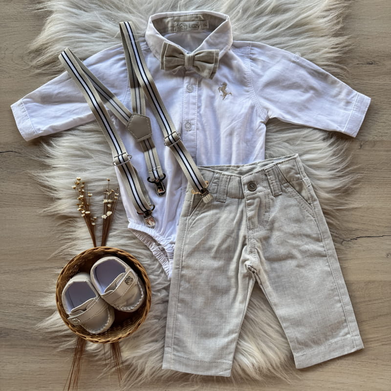 Conjunto Batizado Premium Body Camisa, Calça, Gravata e Suspensório Linho