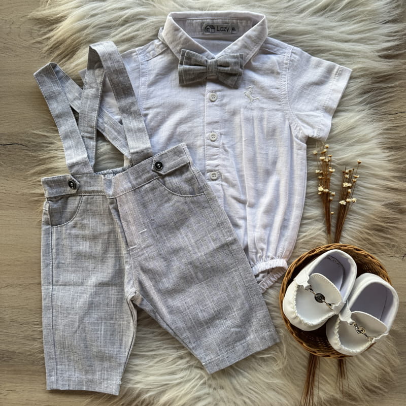Conjunto Batizado Premium Body Camisa Manga Curta, Jardineira e Gravata Mescla